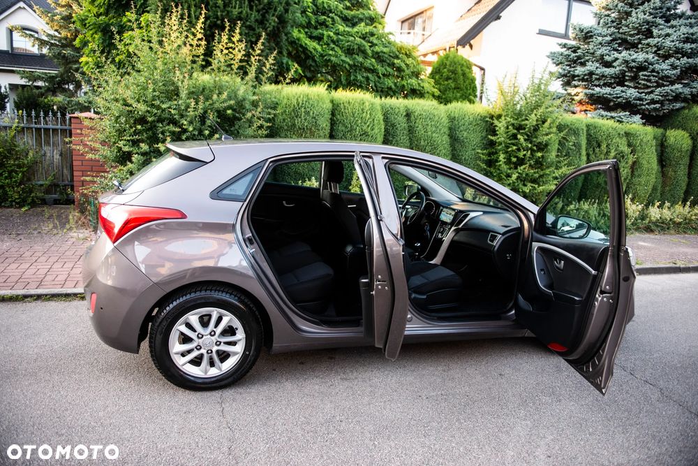 Hyundai i30 1.4 Comfort - 8