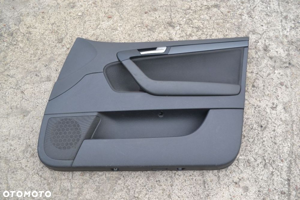 AUDI A3 8P SPORTBACK BOCZEK TAPICERKA DRZWI PRAWY PRZÓD PRZEDNIA - 1