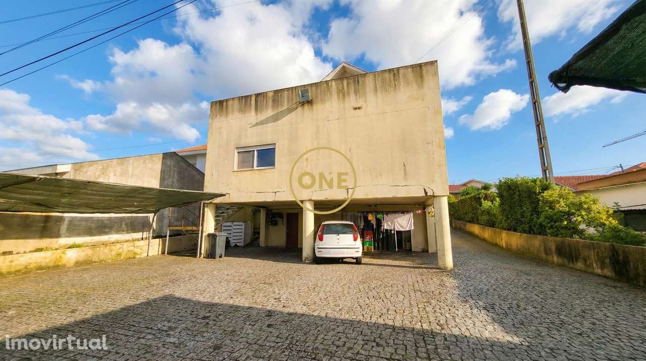 Moradia Multifuncional com Elevado Potencial – Famalicão / Guimarães - Grande imagem: 3/41