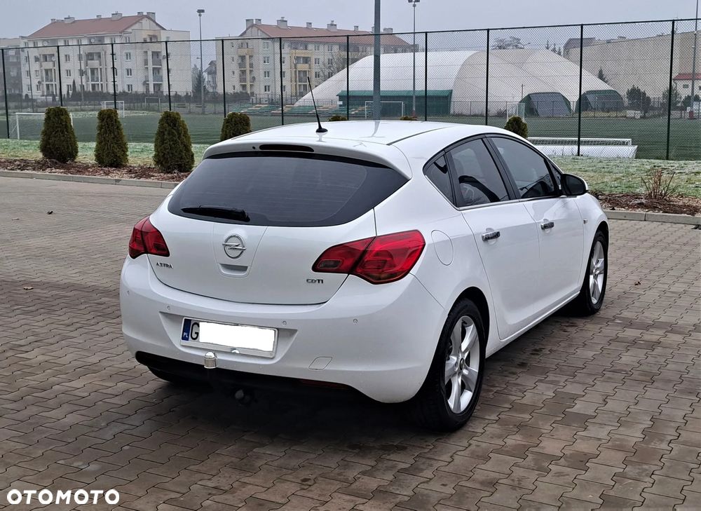 Opel Astra 1.7 CDTI DPF - 5