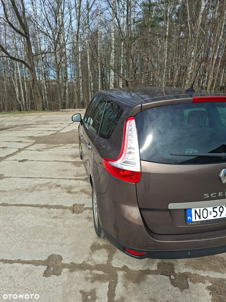 Renault Scenic 1.4 16V TCE Privilege - 9