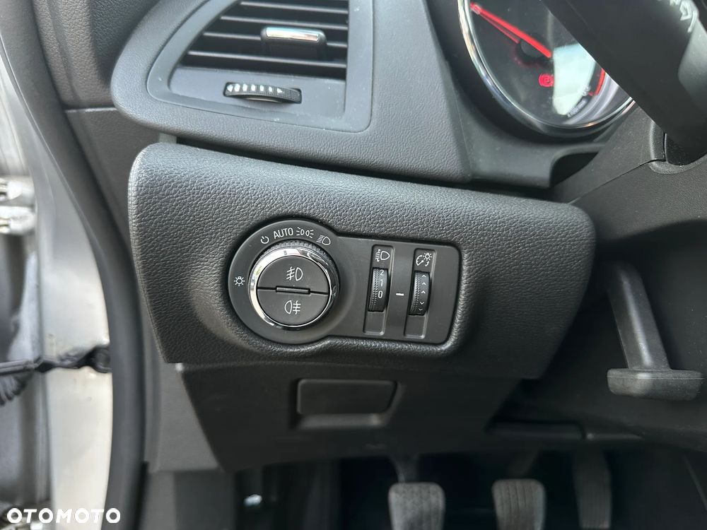 Opel Astra - 30