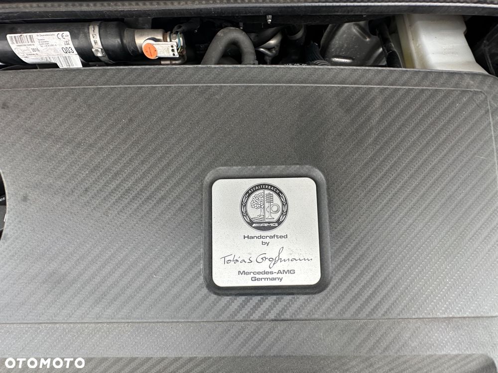 Mercedes-Benz GLA AMG 45 4Matic AMG Speedshift 7G-DCT - 33