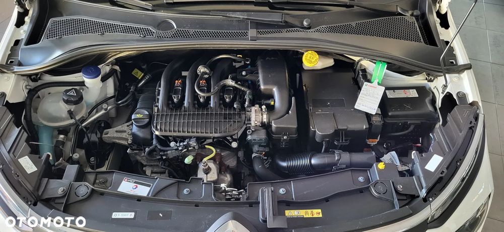 Citroën C3 1.2 PureTech Shine - 30