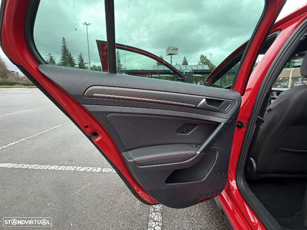 VW Golf 2.0 TSI GTI DSG Performance - 15