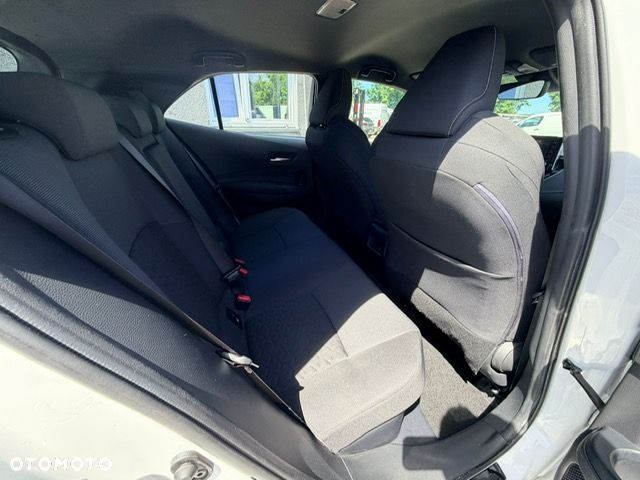 Toyota Corolla 1.8 Business Edition - 15