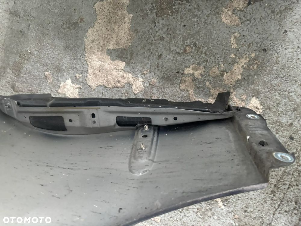 MERCEDES CLK W209 BLOTNIK PRAWY PRZEDNI - 8