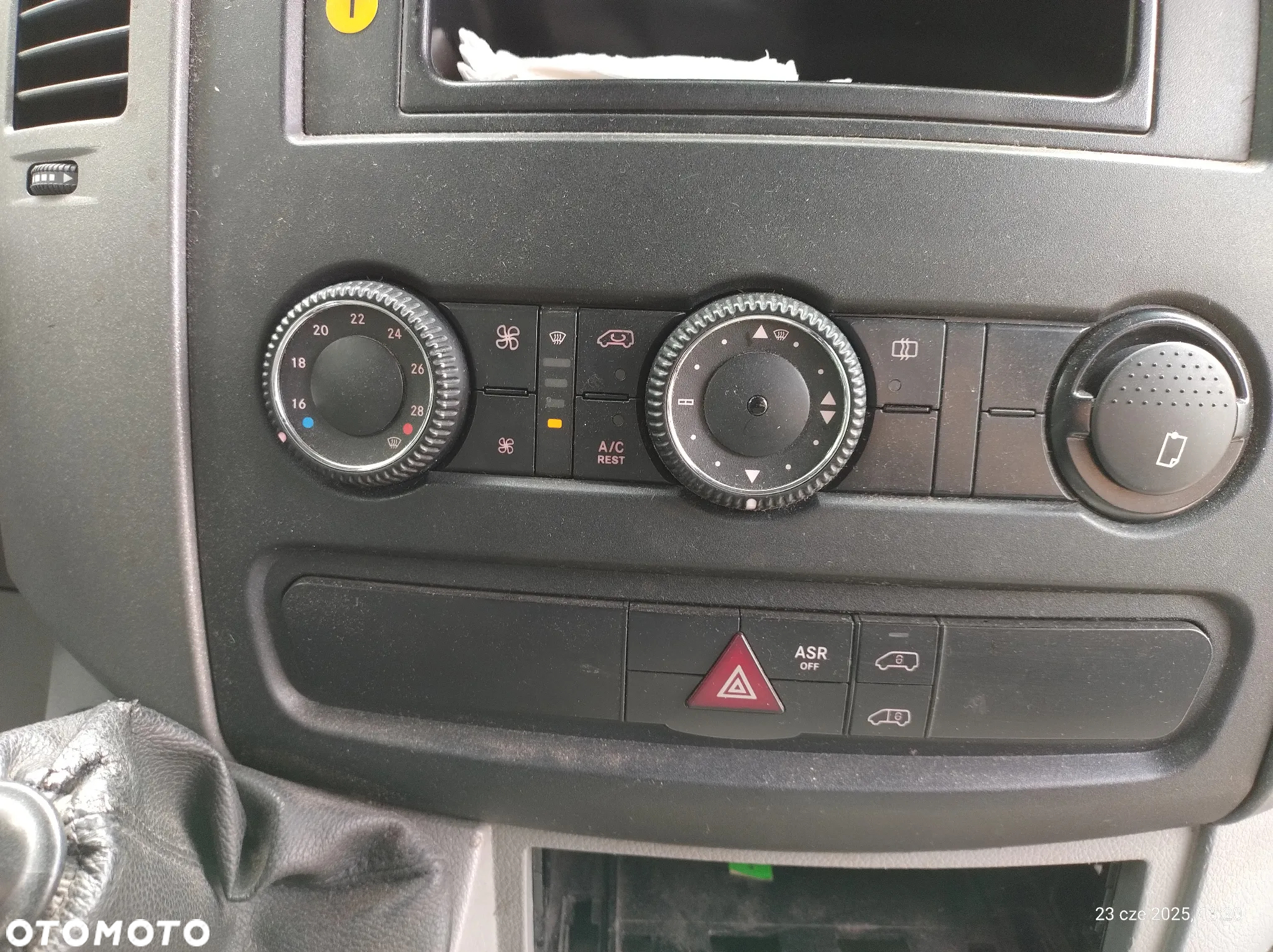 Volkswagen Crafter - 13