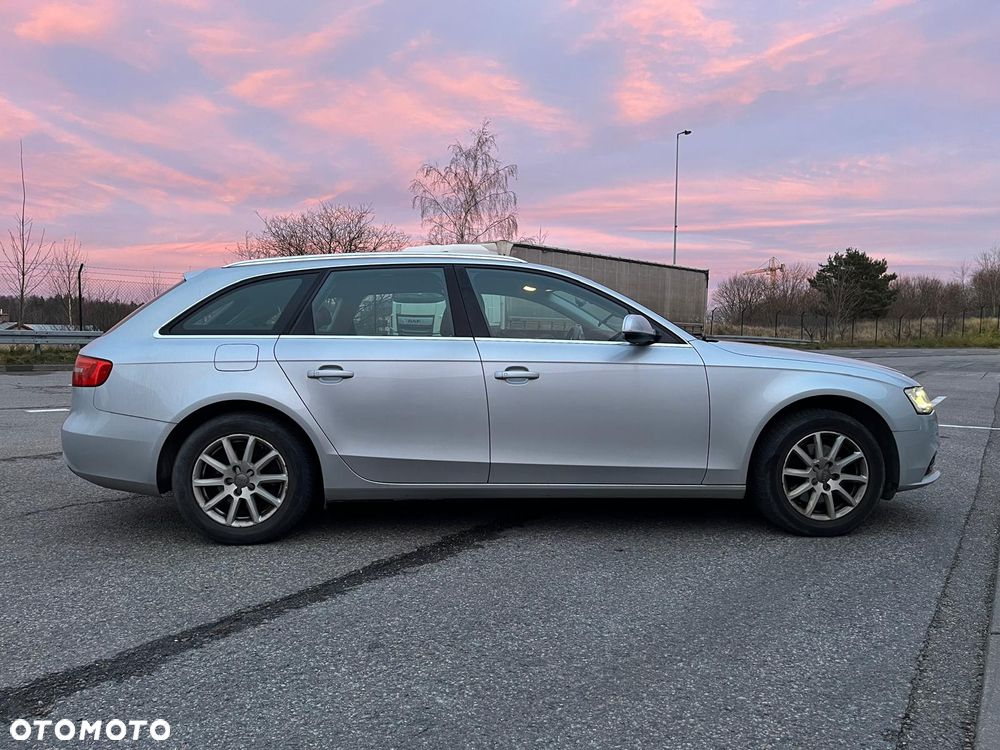 Audi A4 Avant 2.0 TDI Quattro S tronic - 5