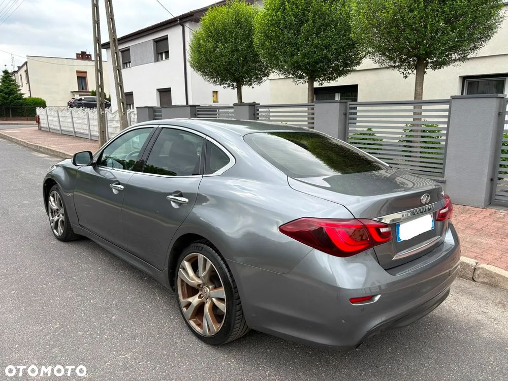 Infiniti Q70 2.2d Premium Executive - 5
