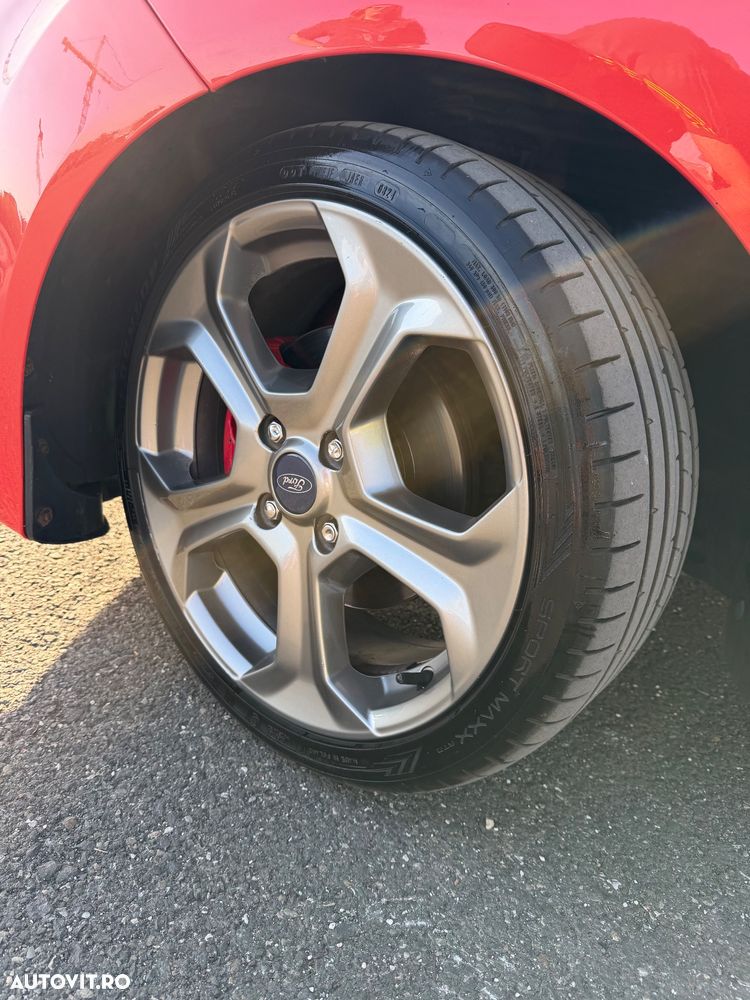 Ford Fiesta 1.6 EcoBoost mit Leder-Sport-Paket ST - 7