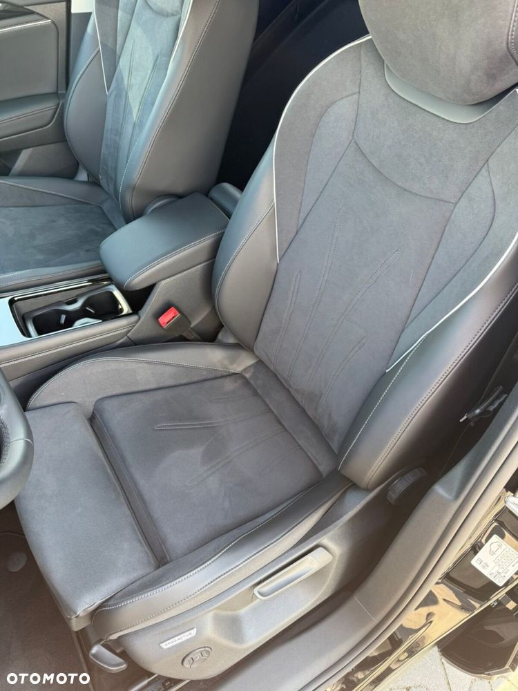 Volkswagen Tiguan - 11