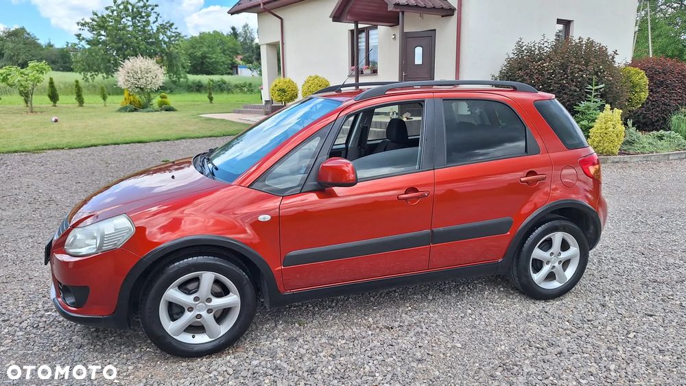 Suzuki SX4 1.6 GS / Premium - 16