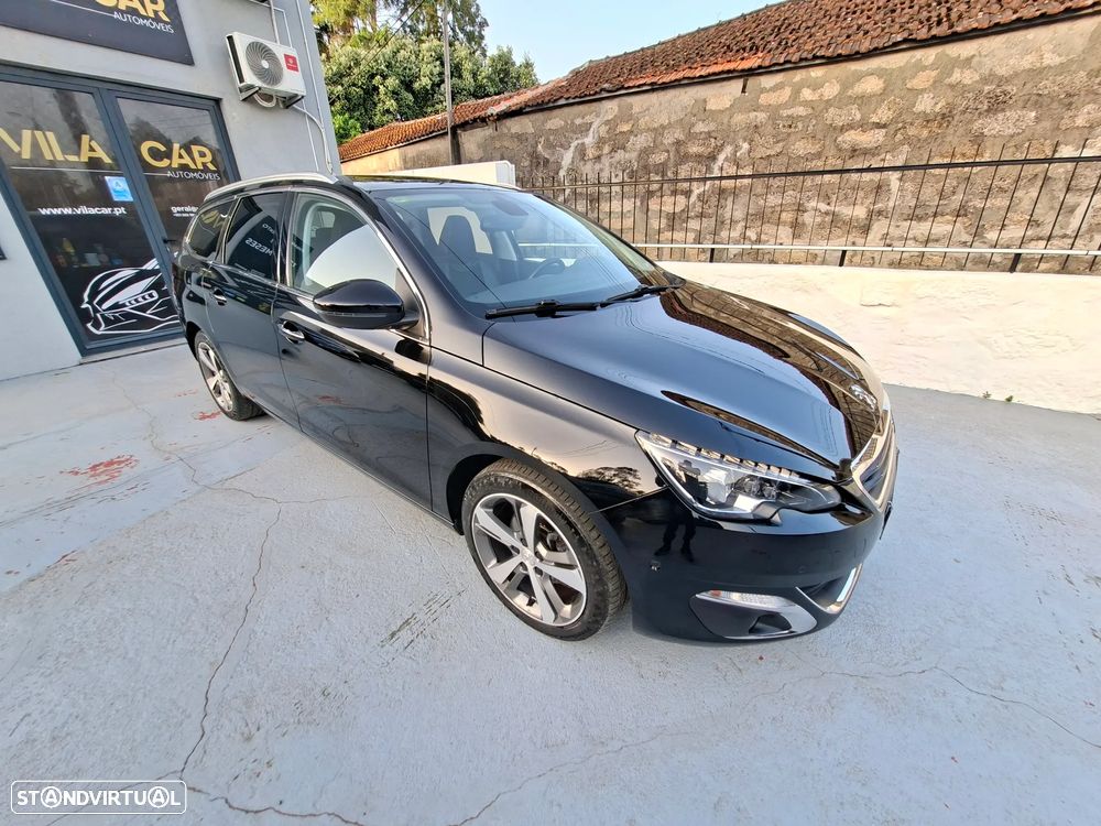 Peugeot 308 1.2 PureTech Allure EAT8 - 18