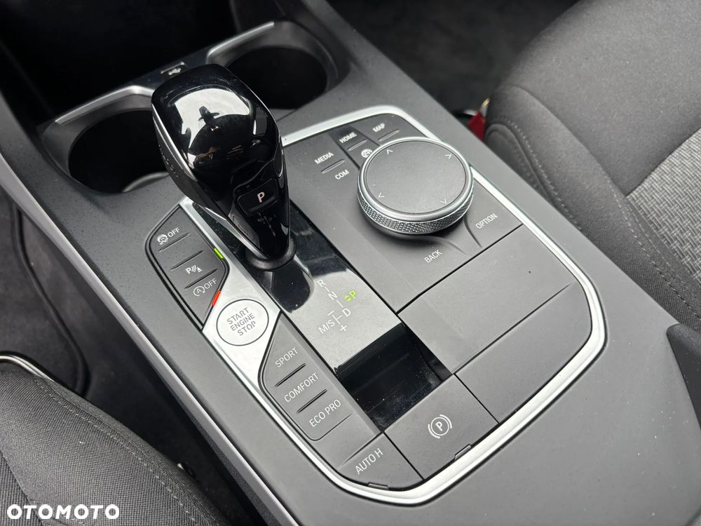 BMW Seria 1 118i Advantage - 15