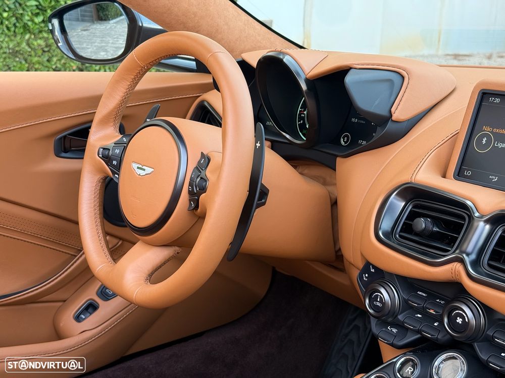 Aston Martin Vantage Roadster V8 - 38
