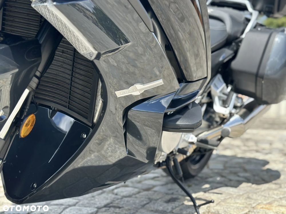 Yamaha FJR - 14