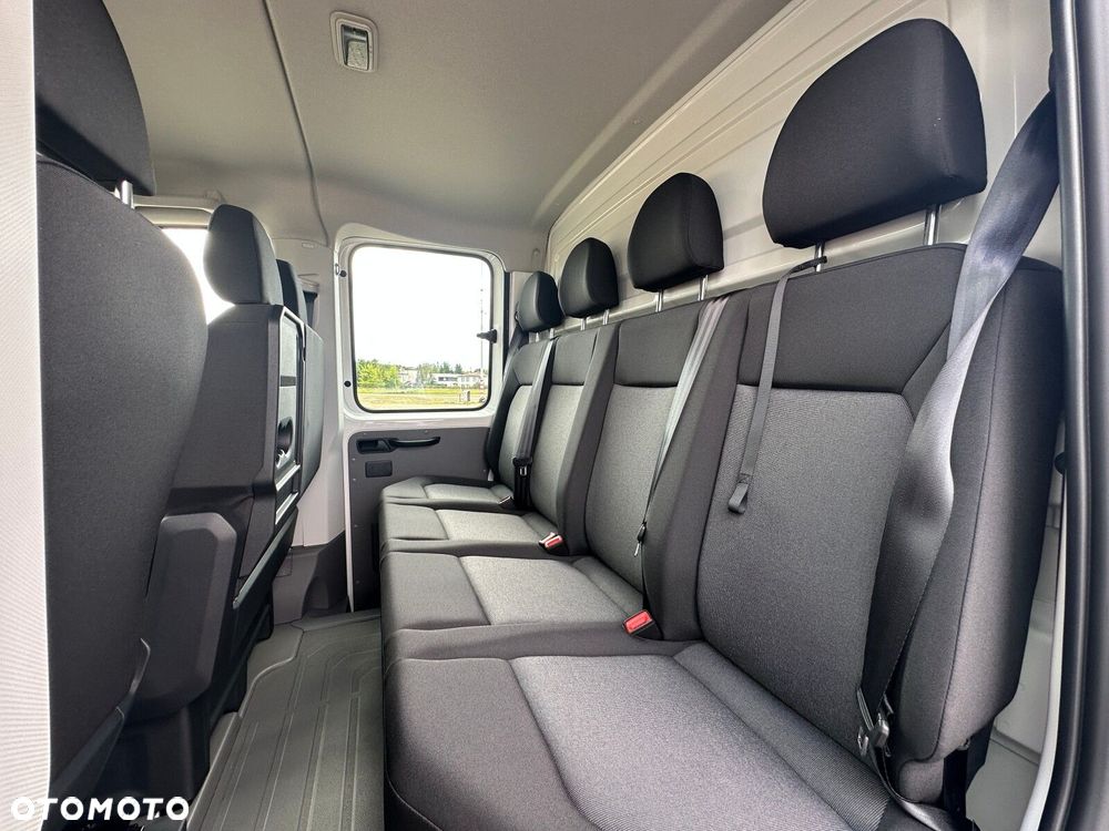 Volkswagen Crafter 35 2.0 TDI ChDC 3640 140 KM DOKA - 19