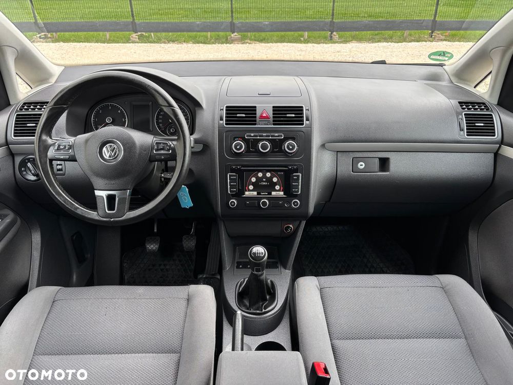 Volkswagen Touran 1.6 TDI DPF BlueMotion Technology Trendline - 4