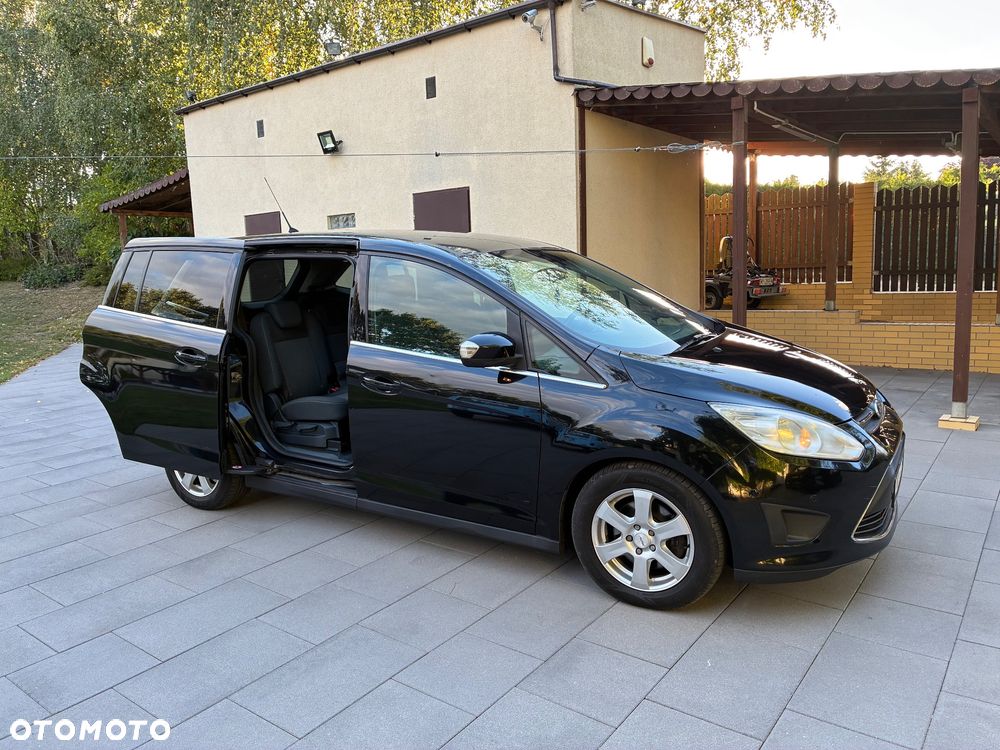 Ford Grand C-MAX - 9