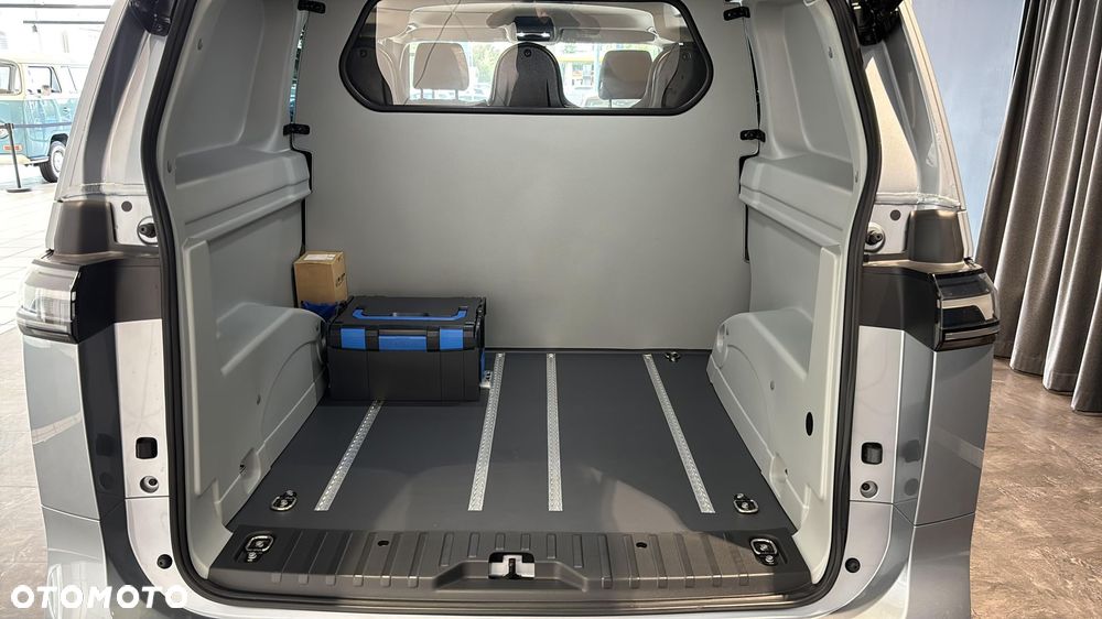 Volkswagen ID. Buzz 82kWh Pro - 17