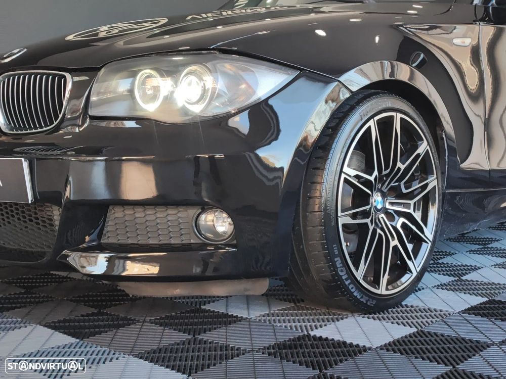 BMW 118 d Limited Edition Lifestyle c/ M Sport Pack - 20