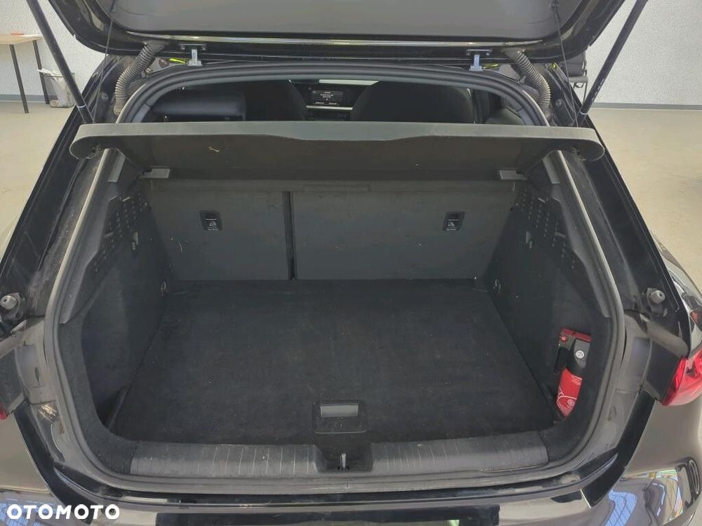 Audi A3 Sportback - 12