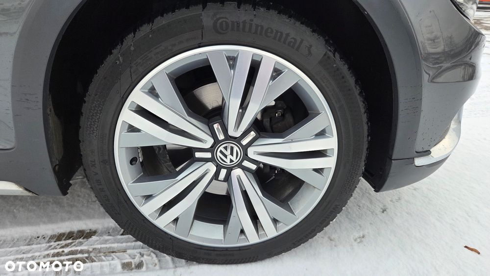 Volkswagen Passat Alltrack - 22
