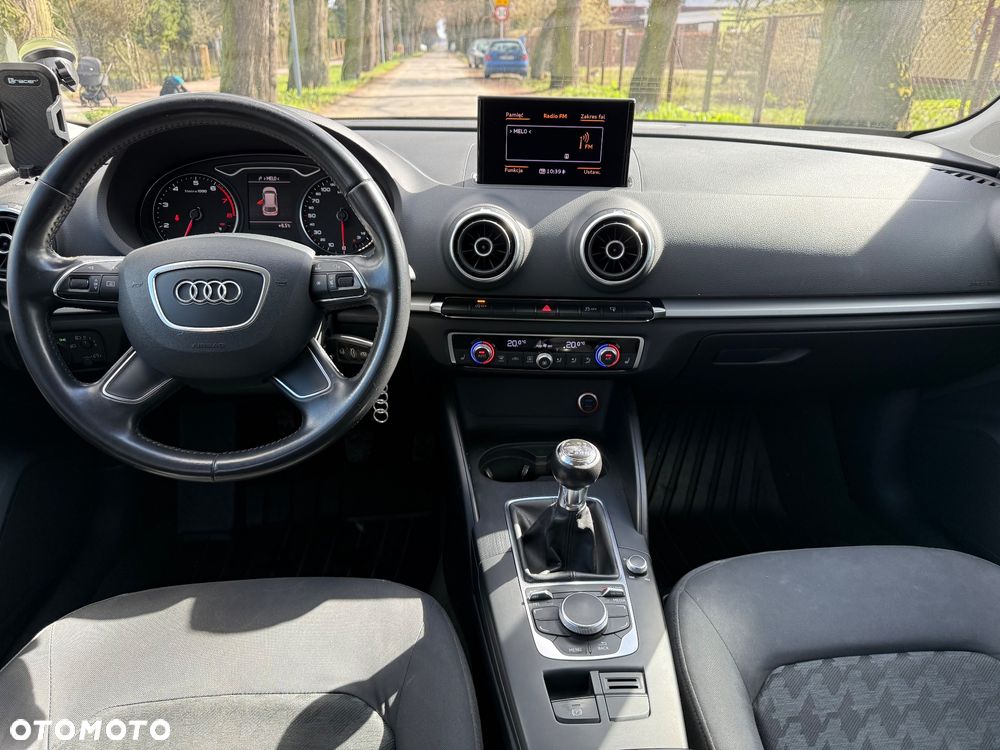 Audi A3 Sportback - 8