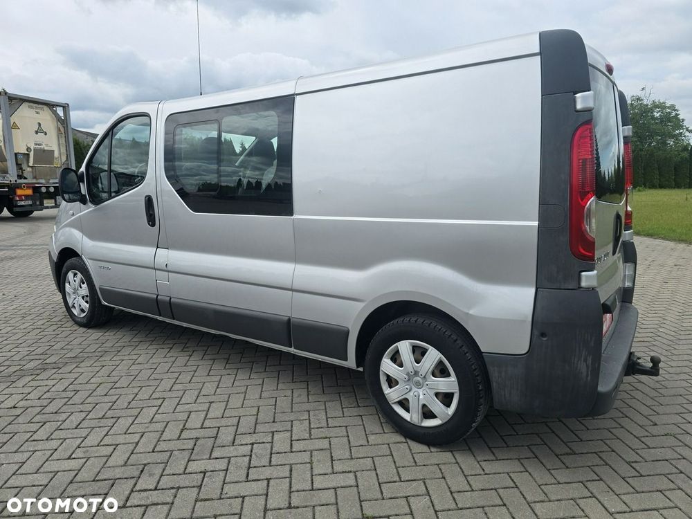 Renault Trafic - 12