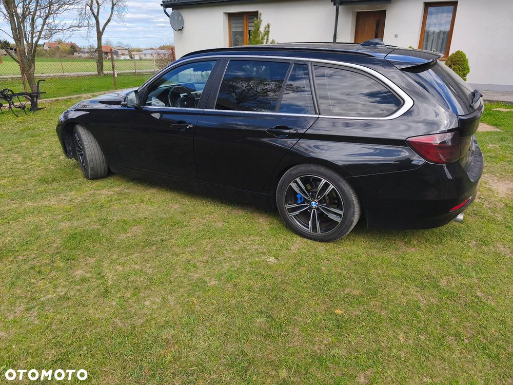 BMW Seria 3 ver-320d-efficient-dynamics-edition-luxury-line - 12