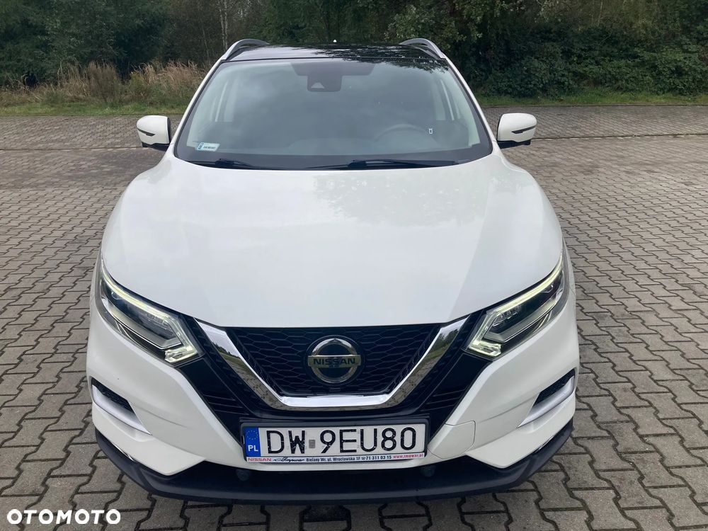 Nissan Qashqai 1.3 DIG-T N-Connecta DCT - 2