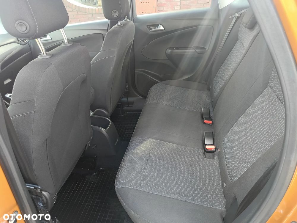 Opel Crossland X - 17