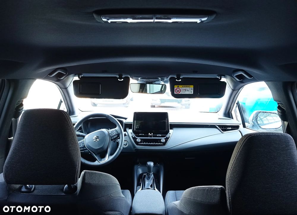 Suzuki Swace 1.8 Hybrid Premium Plus CVT - 11