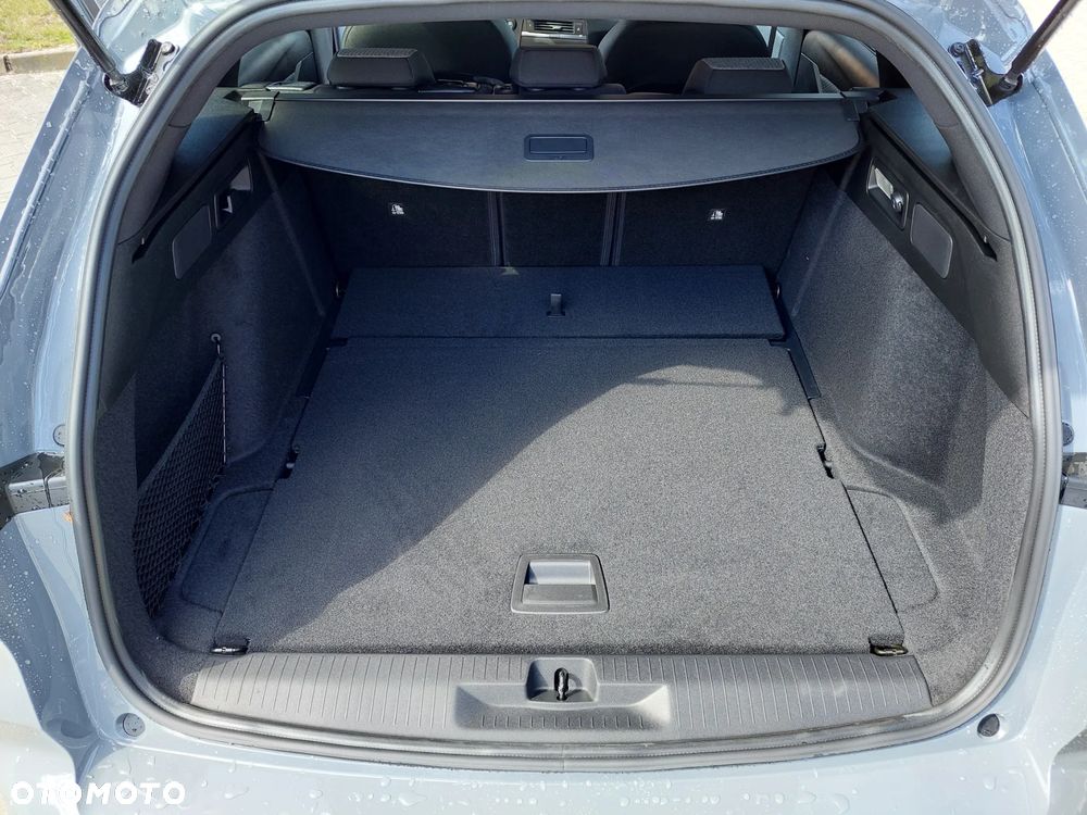 Opel Astra 1.2 T Business Edition S&S - 36