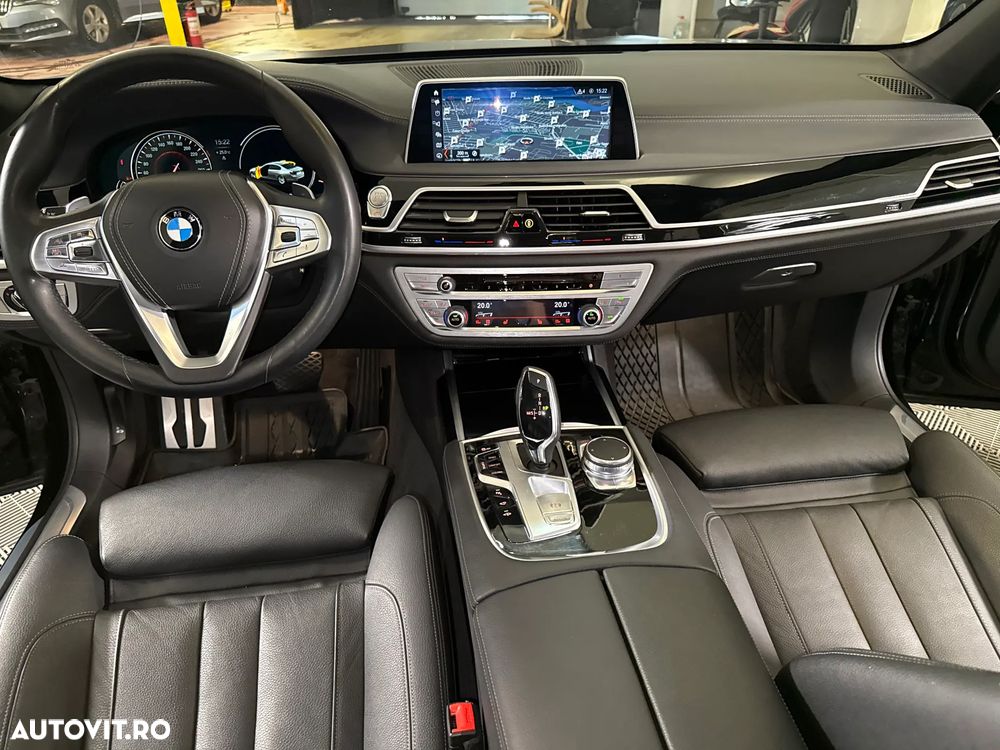 BMW Seria 7 - 10