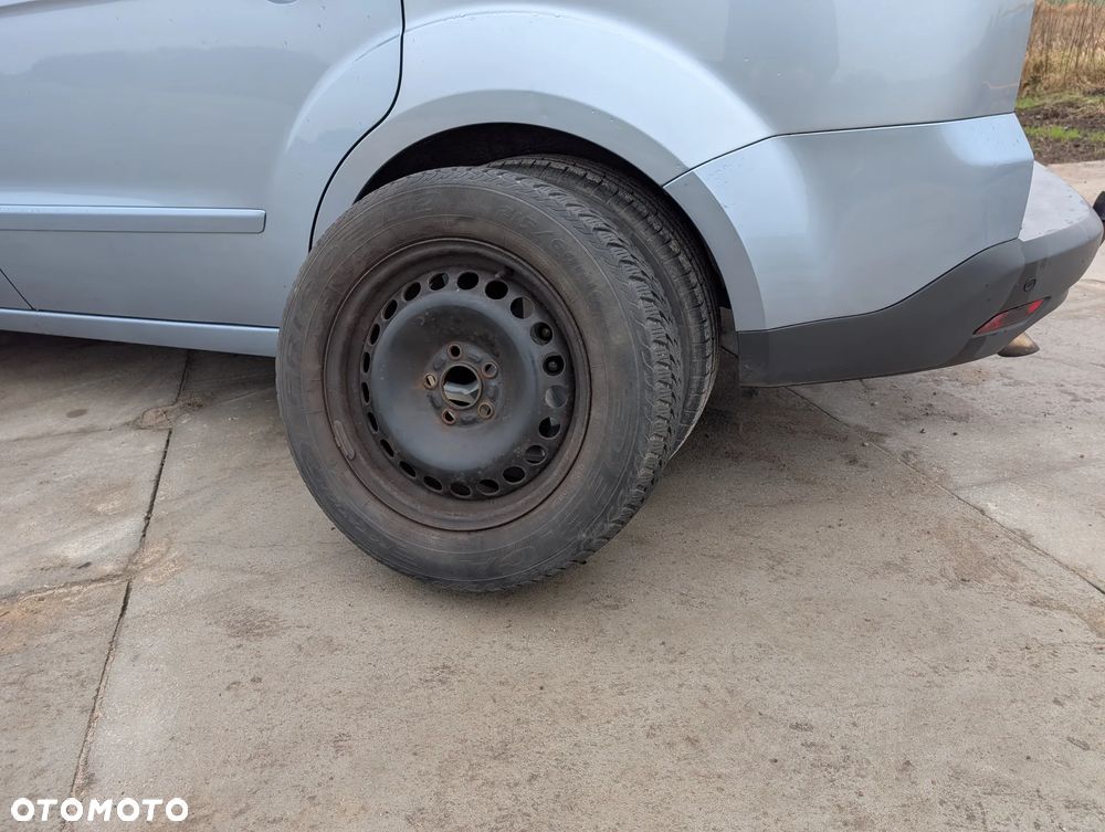 Ford S-Max 2.0 TDCi Trend - 27