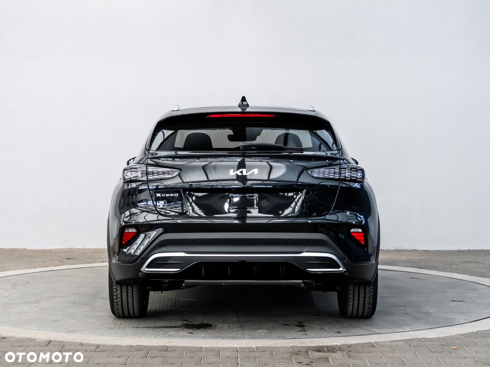 Kia XCeed 1.6 T-GDI Tribute DCT - 4