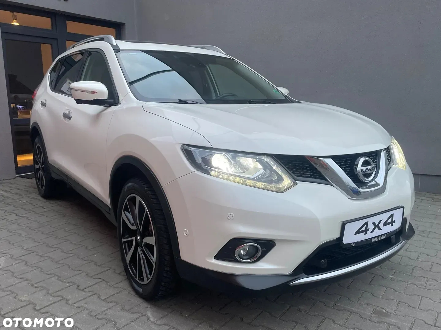 Nissan X-Trail 2.0 dCi Tekna 4WD Xtronic - 2