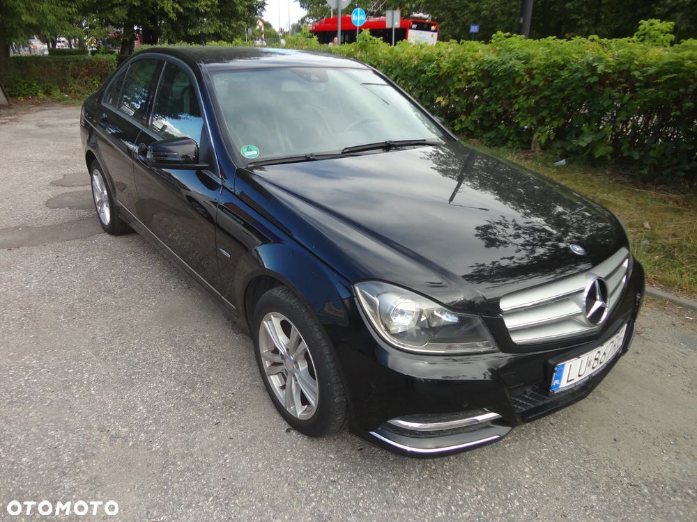 Mercedes-Benz Klasa C 180 BlueEFFICIENCY Avantgarde - 1