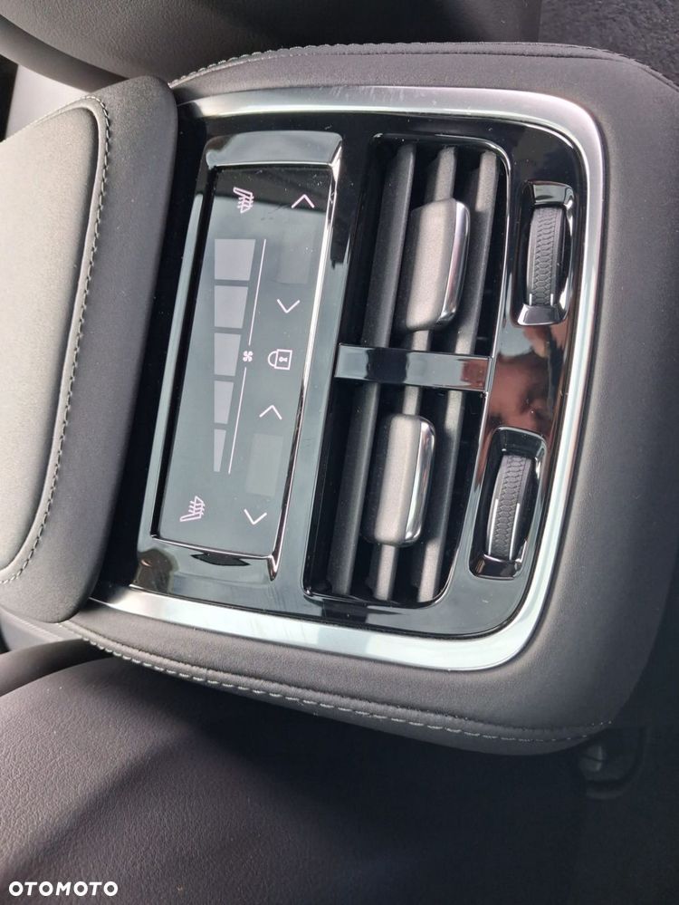 Volvo XC 90 - 15