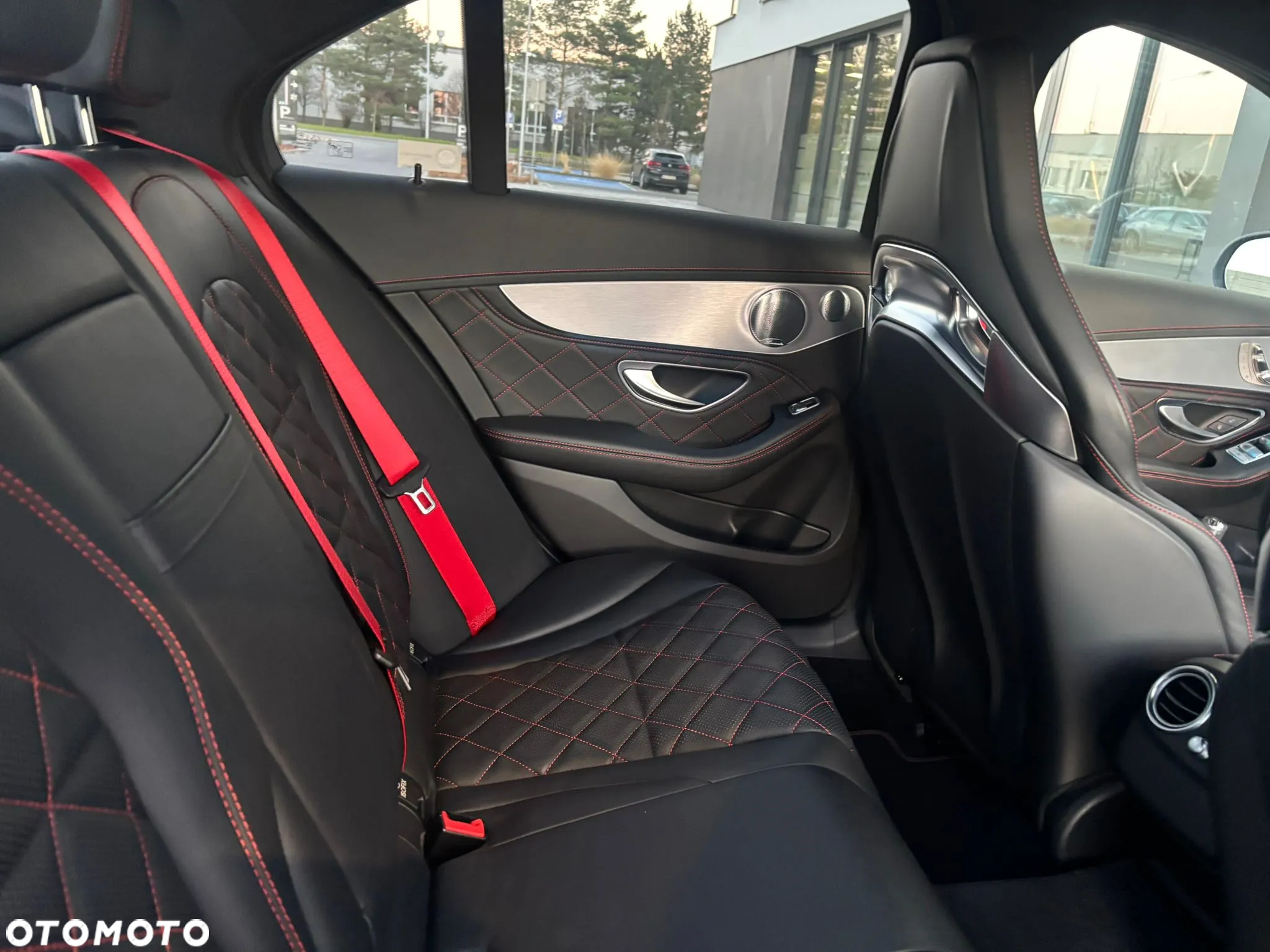 Mercedes-Benz Klasa C AMG 63 S AMG Speedshift 7G-MCT Edition 1 - 21