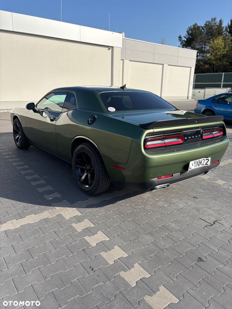 Dodge Challenger 3.6 GT AWD - 4