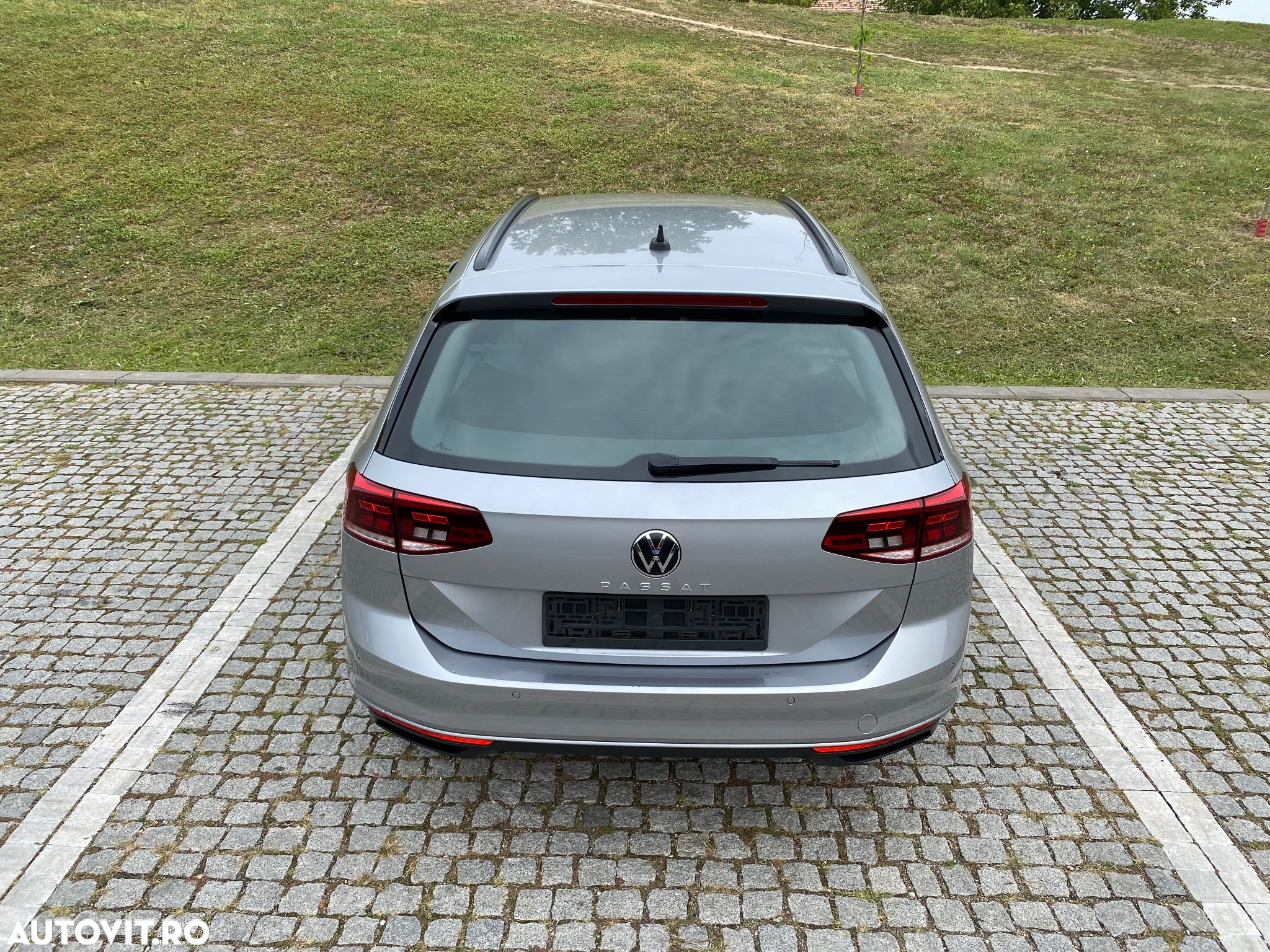 Volkswagen Passat Variant 2.0 TDI DSG Comfortline - 15