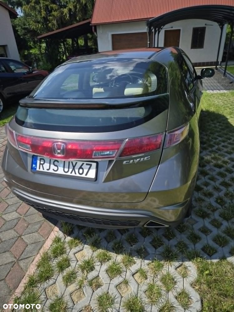 Honda Civic 1.8 Executive - 5