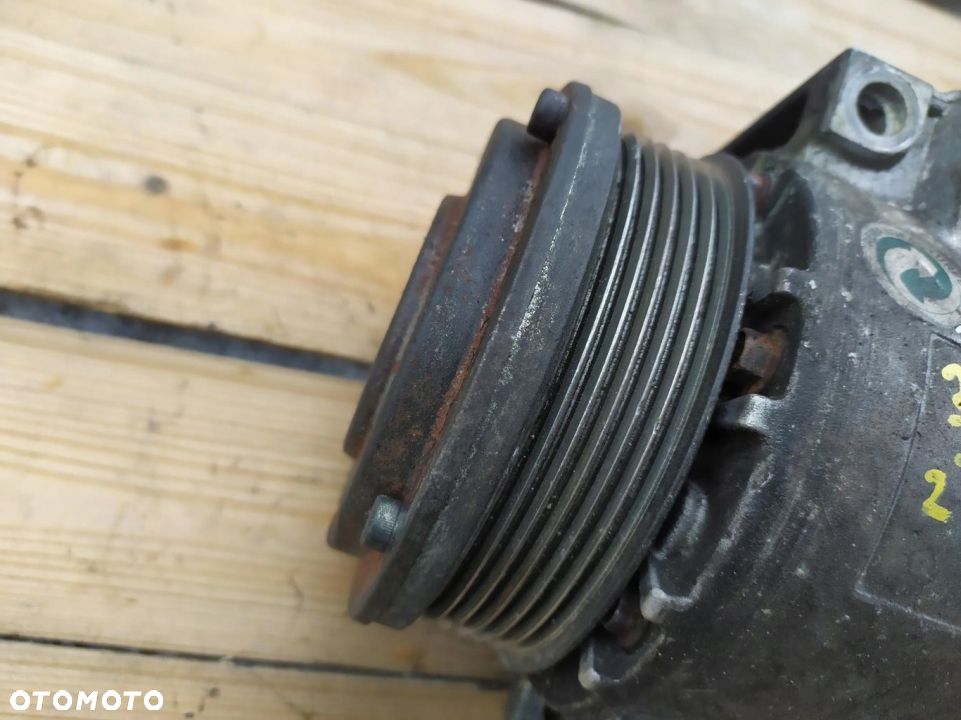 MERCEDES W211 3.0 V6 OM272 SPRĘŻARKA KLIMATYZACJI A0012308111 - 2