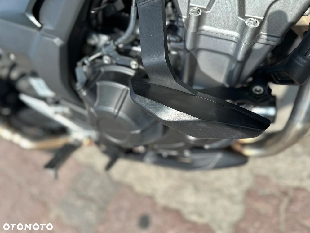 Honda CB - 19