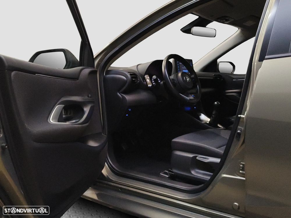 Toyota Yaris 1.0 VVT-i Comfort Plus - 13