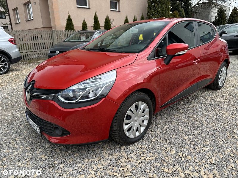 Renault Clio 1.2 16V 75 Life - 11