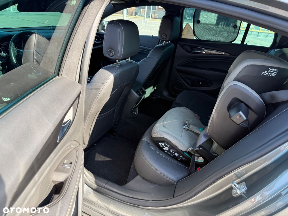 Opel Insignia 2.0 CDTI Enjoy S&S - 6